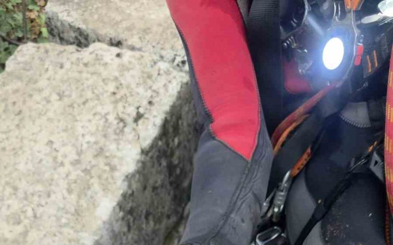 Antalya’da su kuyusu ve sarnıçlarda çöp topladılar