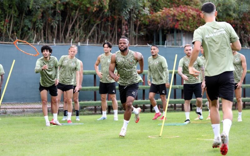 Alanyaspor, Trabzonspor maçı hazırlıklarını tamamladı
