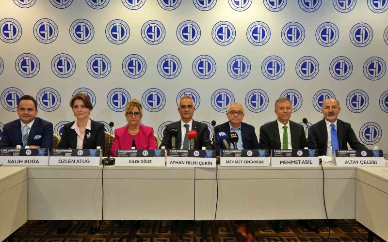 42. Ulusal Gastroenteroloji Haftası’nda halk sağlığı uyarısı: Karaciğer yağlanması, obezite ve bağırsak dengesi alarm veriyor
