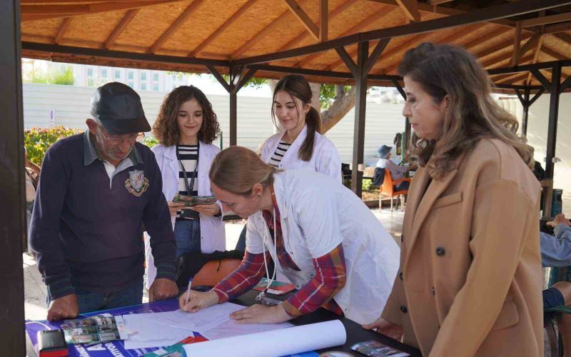 Konyaaltı’nda vatandaşlara diyabet ve kanser bilgilendirmesi
