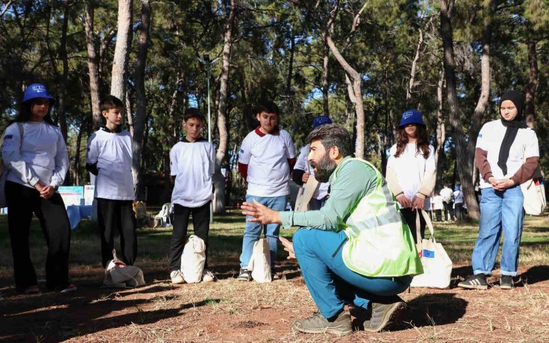 Orman ekosisteminde atıkların tehlikesi uygulamalı gösterildi
