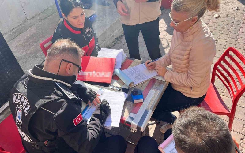 Antalya’da yarım tondan fazla hayvansal ve bitkisel bozuk gıda maddesi ele geçirildi
