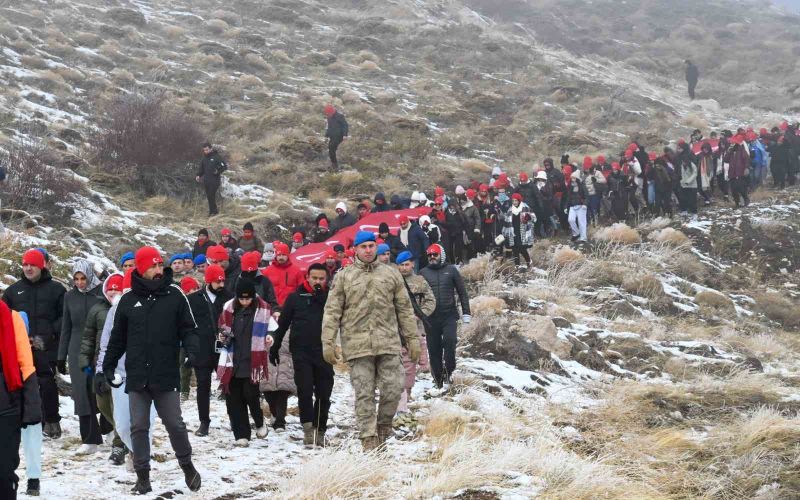 Sarıkamış şehitleri Antalya’da anıldı
