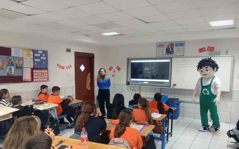 Kemer Belediyesi’nden öğrencilere sıfır atık eğitimi
