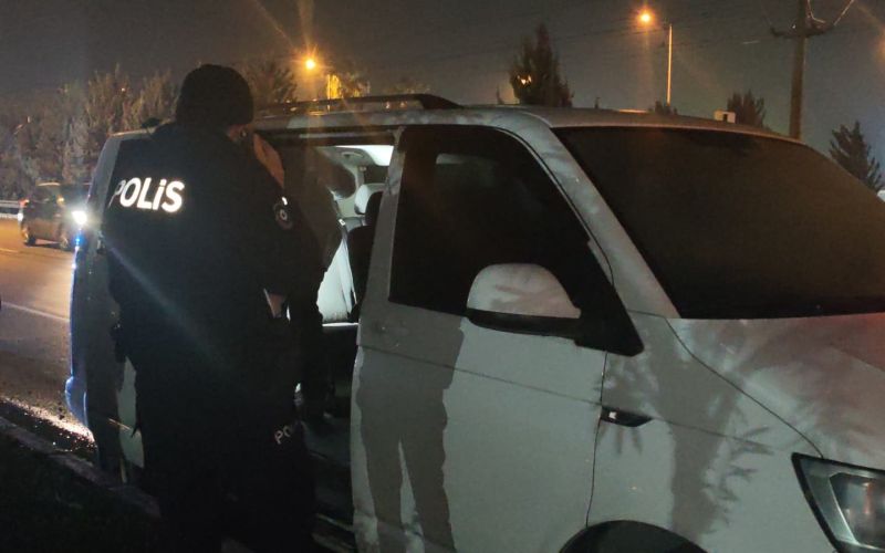 Antalya’da bir kişi park halindeki araçta ölü bulundu
