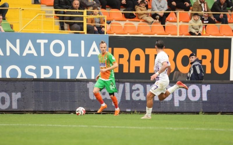 Trendyol Süper Lig: Corendon Alanyaspor: 1 - Eyüpspor: 3 (Maç sonucu)
