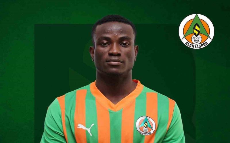 Alanyasporlu Ogundu Augsburg’a transfer oldu
