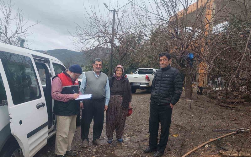 Gazipaşa’da dolu ve fırtınadan 214 üretici zarar gördü
