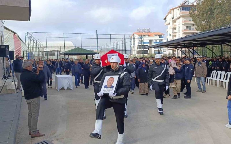 Gazipaşa Havalimanı’nda görevli polis memuru hayatını kaybetti
