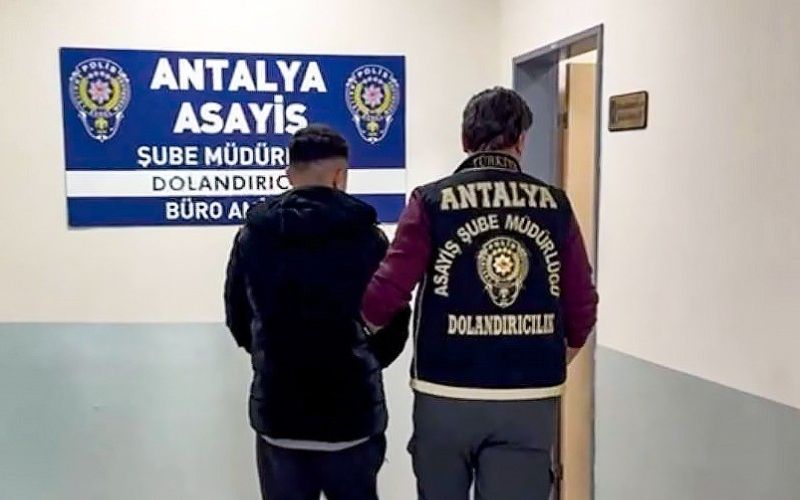 Dolandırıcılık yöntemi pes dedirtti: Kredi notunu yükseltip ’yüksek limitli’ kredi yalanıyla milyonluk vurgun
