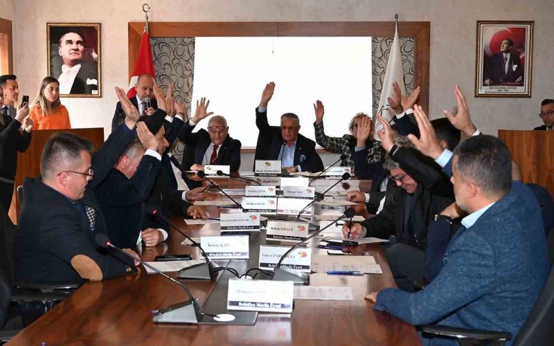 Çamyuva Mahallesi’nde sel ve su baskınına karşı çalışma raporu oy birliği ile kabul edildi
