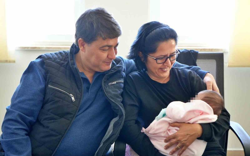 Antalya’da 10 çocuk yeni ailesine kavuştu: 