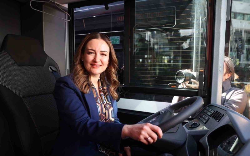 Antalya Büyükşehir’den ulaşım filosuna takviye: 19 hibrit otobüs sahada
