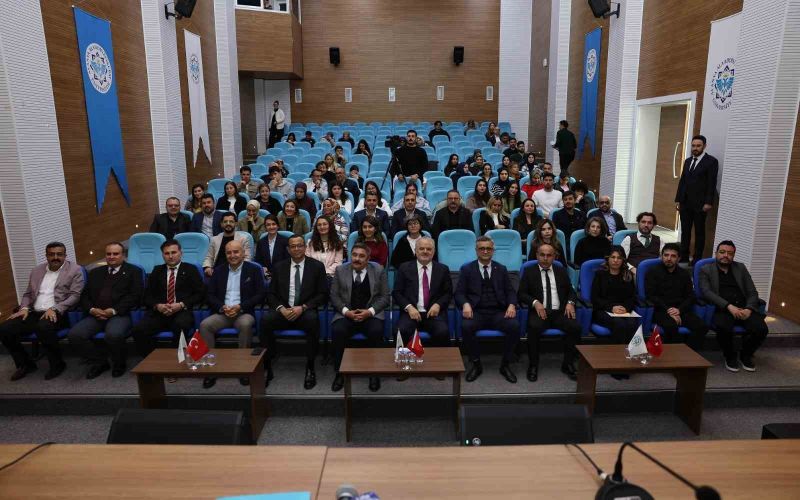 ALKÜ’de iki dev destan tek yürekte buluştu
