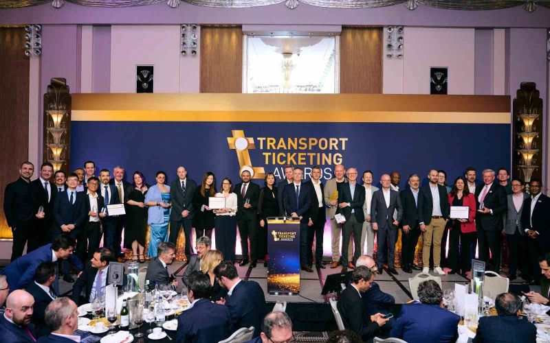 Antalyakart Londra’dan birincilikle döndü: 