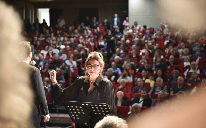 Kepez’de Selami Şahin şarkılarıyla unutulmaz gece
