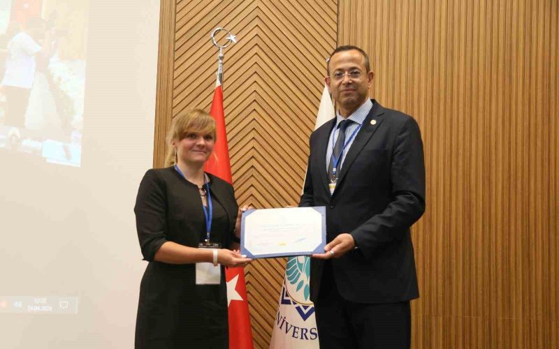 Bilim dünyası sağlık, spor, enerji ve çevresel sürdürülebilirlik için ALKÜ’de buluştu
