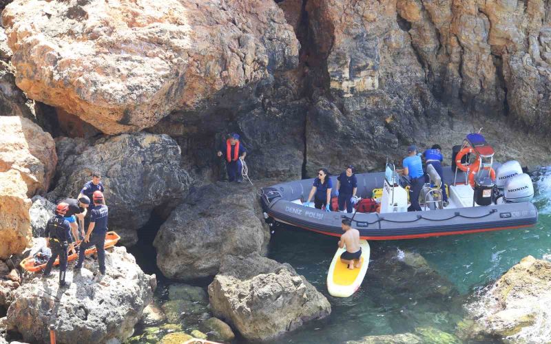 Zıpkınla balık avlamak isterken falezlerden düştü, ekipler alarma geçti
