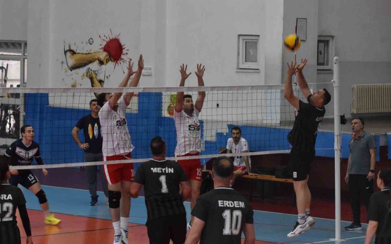 Sağlık çalışanları, sağlık için filede buluşuyor

