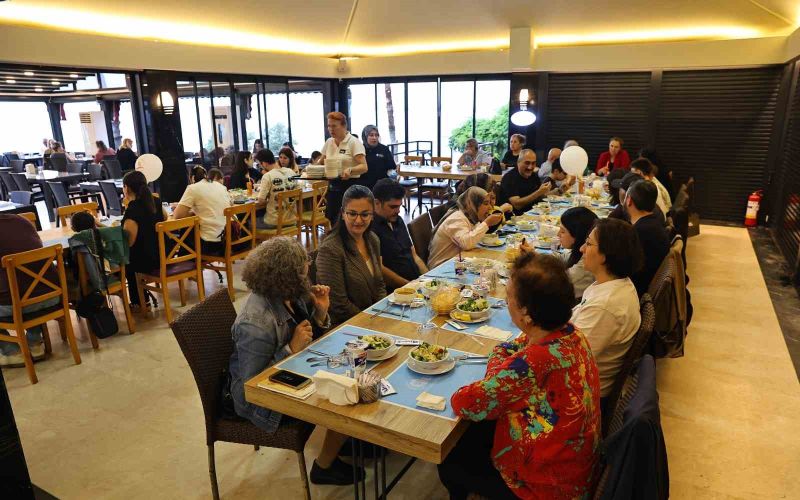 Büyükşehir Belediyesi çölyak hastalarını glütensiz sofrada buluşturdu
