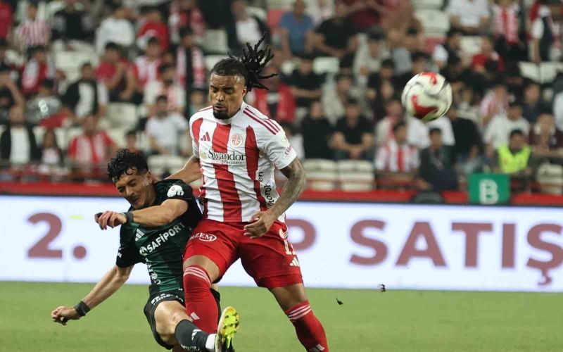 Süper Lig’e veda eden son takım Antalyaspor oldu