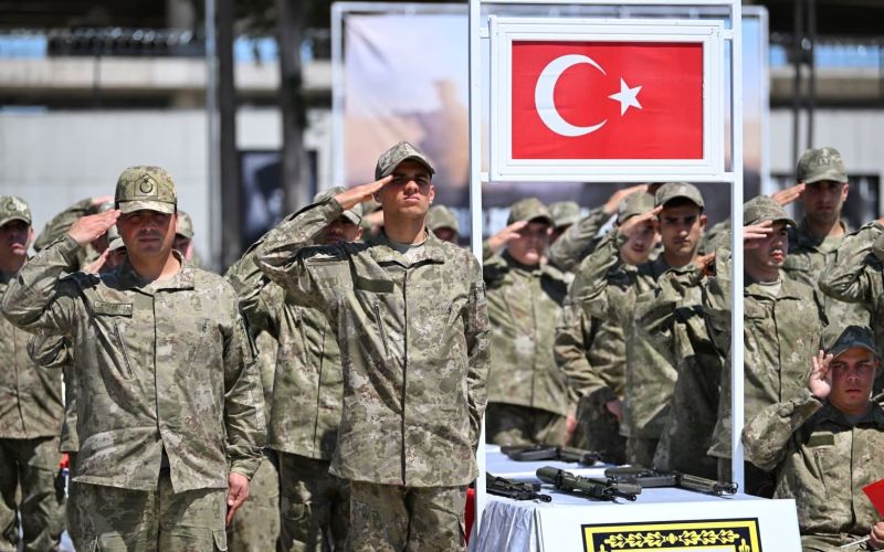 Antalya’da 72 özel genç askerlik coşkusunu yaşadı
