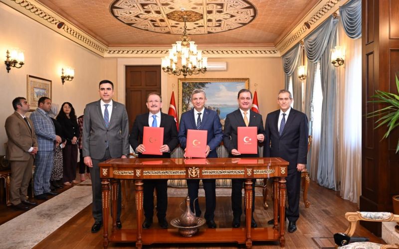 Elmalı’ya 2 yeni sağlık tesisi
