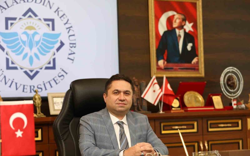 ALKÜ Rektörü Türkdoğan hastaneye kaldırıldı, anjiyo yapılıp stent takıldı
