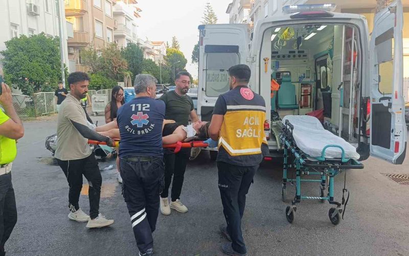Otomobil ile çarpışan motosikletin sürücüsü yaralandı
