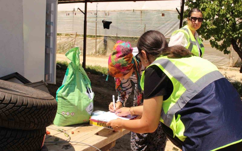 Büyükşehir’den Elmalı’da aşırı yağıştan etkilenen üreticilere destek
