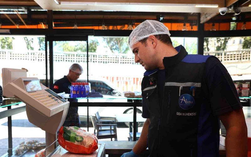 Aksu’da zabıta ekiplerinden gıda işletmelerine sıkı denetim
