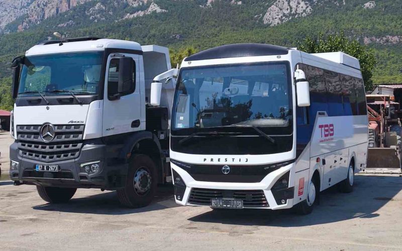 Kemer Belediye araç filosu genişliyor
