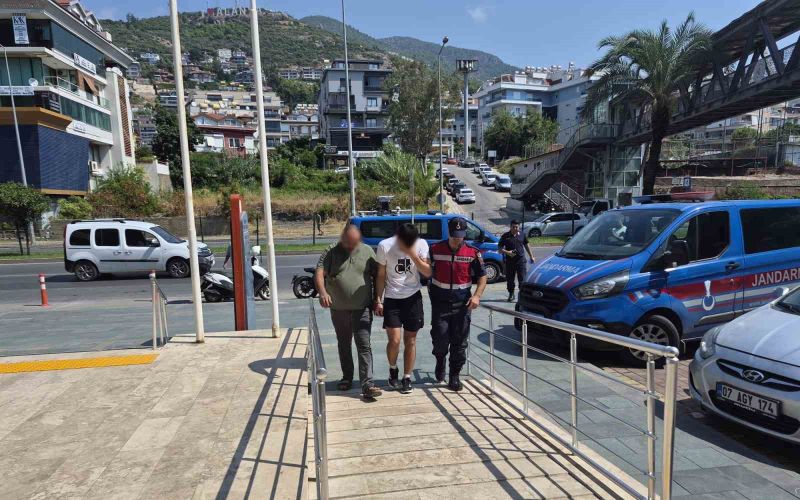 Alanya’da uyuşturucu operasyonu: 2 şüpheli tutuklandı
