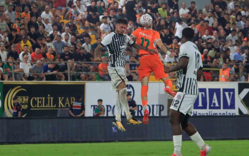 Trendyol Süper Lig: Corendon Alanyaspor: 1 - Beşiktaş: 0 (Maç sonucu)
