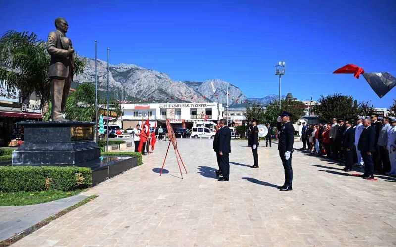 Kemer’de Zafer Bayramı’nın 104’üncü yıl dönümü kutlandı
