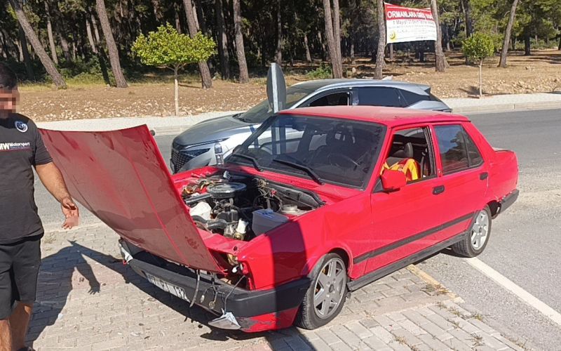 Hurdaya dönen araçtan burnu bile kanamadan çıktı
