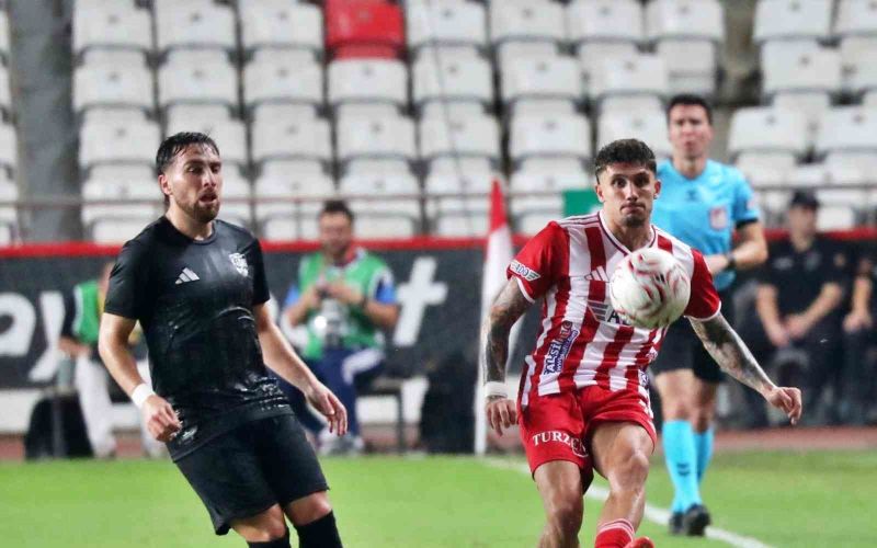 Trendyol 1. Lig: Antalyaspor: 3 - Vanspor FK: 0
