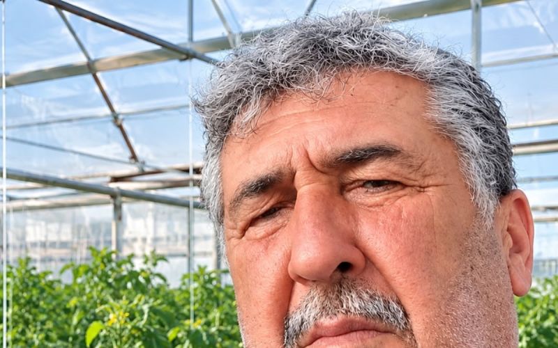 Serada sulama yaparken rahatsızlanan çiftçi, 15 günlük hayat mücadelesini kaybetti
