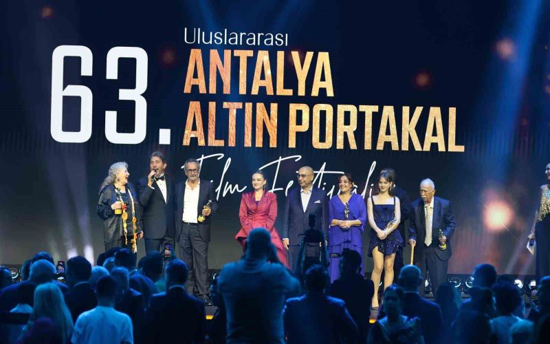 Altın Portakal’da onur ve emek ödülleri sahiplerini buldu
