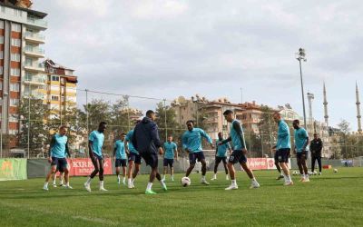 Alanyaspor, Trabzonspor maçı hazırlıklarını tamamladı

