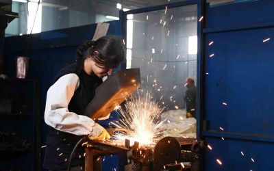 Antalya OSB’den kadınlara özel çelik kaynakçılığı kursu
