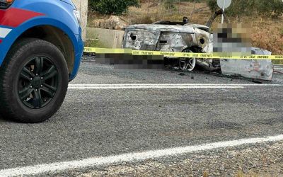 Antalya’da alev alan otomobildeki Polonyalı çift hayatını kaybetti
