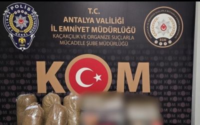 Antalya’da yılbaşı öncesi 1185 litre kaçak içki ele geçirildi
