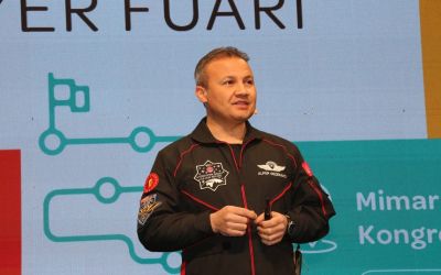 Alper Gezeravcı: 