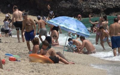 Alanya sahillerinde bayram yoğunluğu
