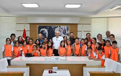 Çocuklar sordu, Başkan Kocagöz yanıtladı
