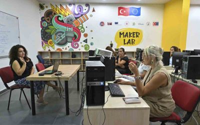 Muratpaşa’dan kadınlara dijital çağ eğitimi
