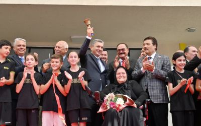 Antalya’da 526 bsin 145 öğrenci için ders zili çaldı
