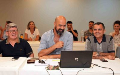 Alanya Belediye Tiyatrosu’ndan yeni sezonun ilk prömiyeri: 