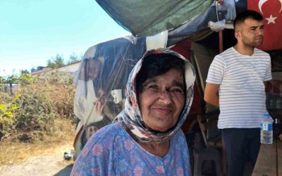 Son durakta otobüsten inmeyen kadın için şoförler seferber oldu
